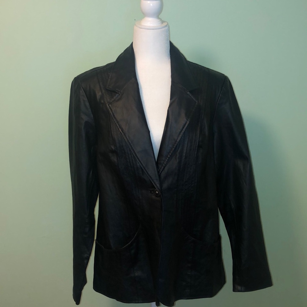 Black leather jacket 🖤